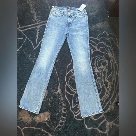 7 For All Mankind Light Blue Flare Jeans - Picture 2 of 7